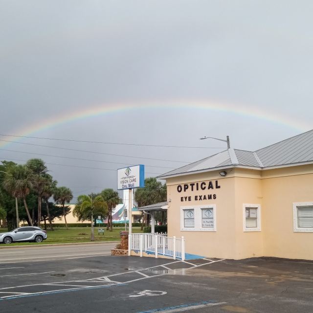Center For Eye Care & Surgery: Dr. Moll photo