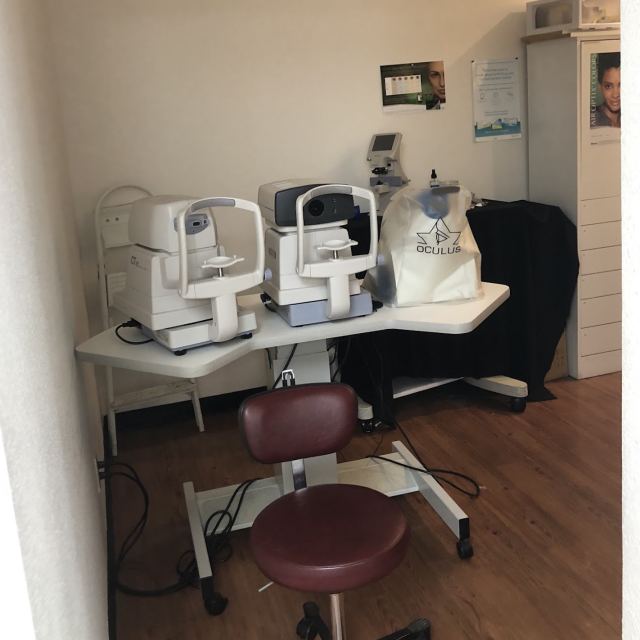 Custom Eyes Vision Care photo
