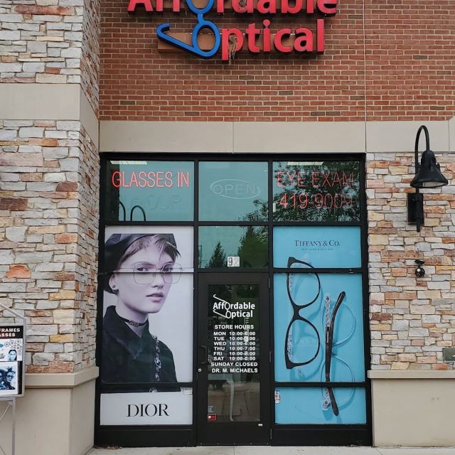 Dr. Michael Michaels photo