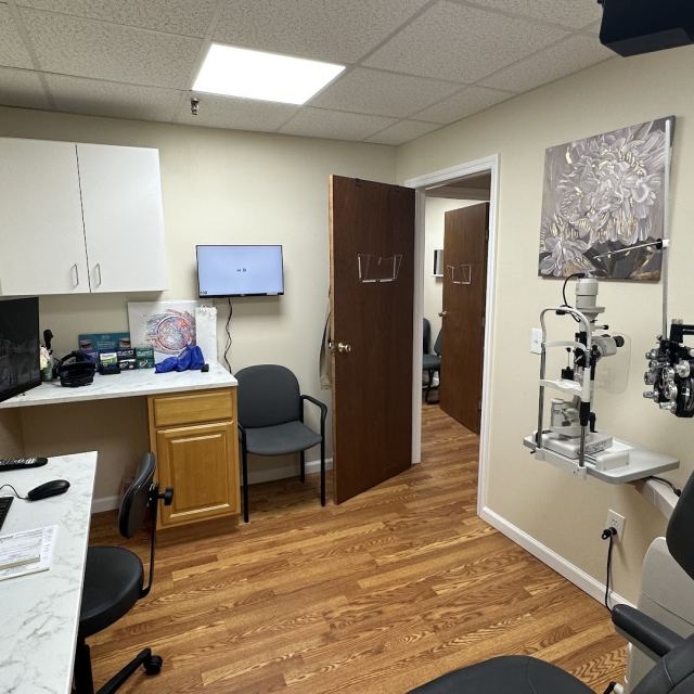 Eye Physicians & Surgeons Ny photo