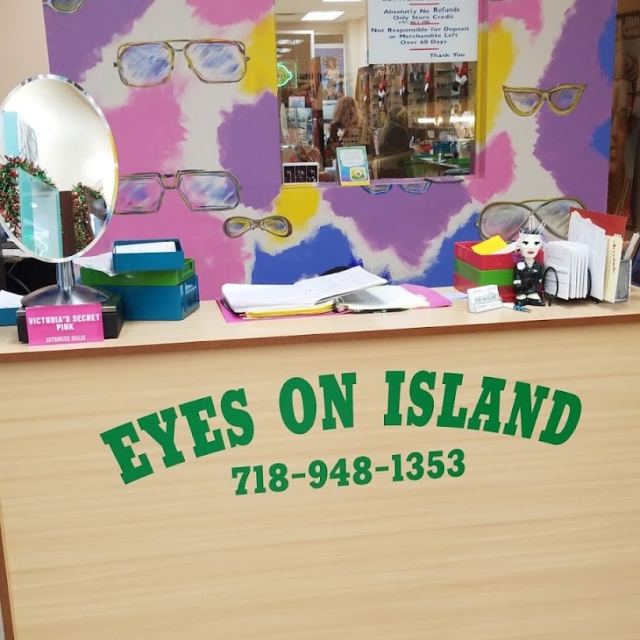 Eyes On Island photo