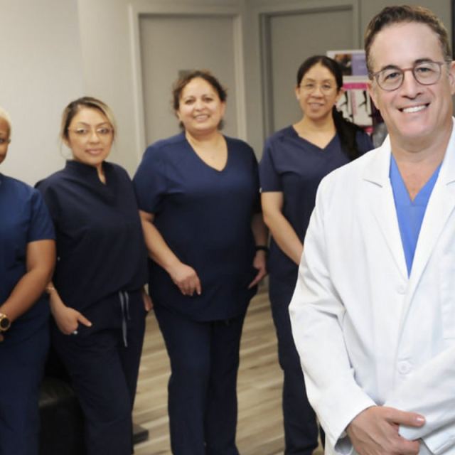 Jonathan Rosin, MD - Northbrook LASIK photo