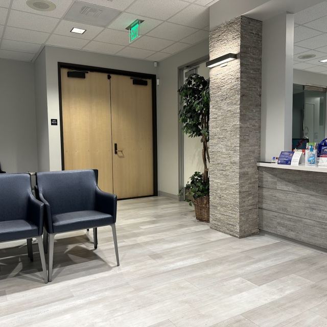 Lasik Vision Institute-The Valley Med photo