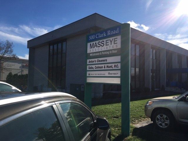Massachusetts Eye Clinic: Tracy David M MD photo