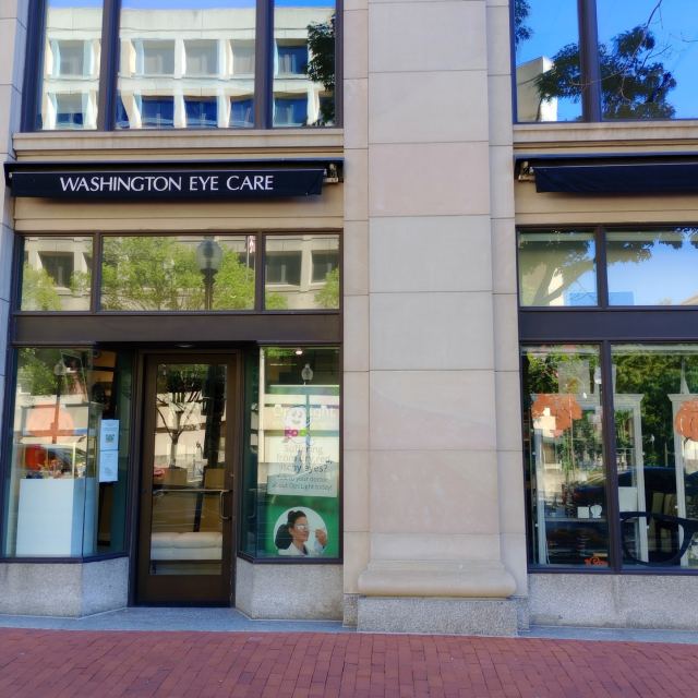 Metropolitan Optical photo