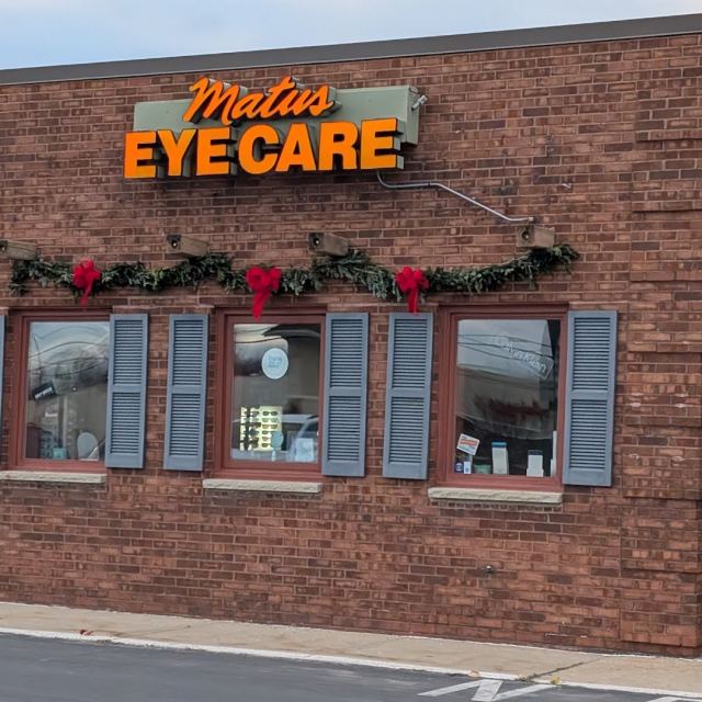 Milwaukee Eye Care Associates: Statz Jessica DO photo