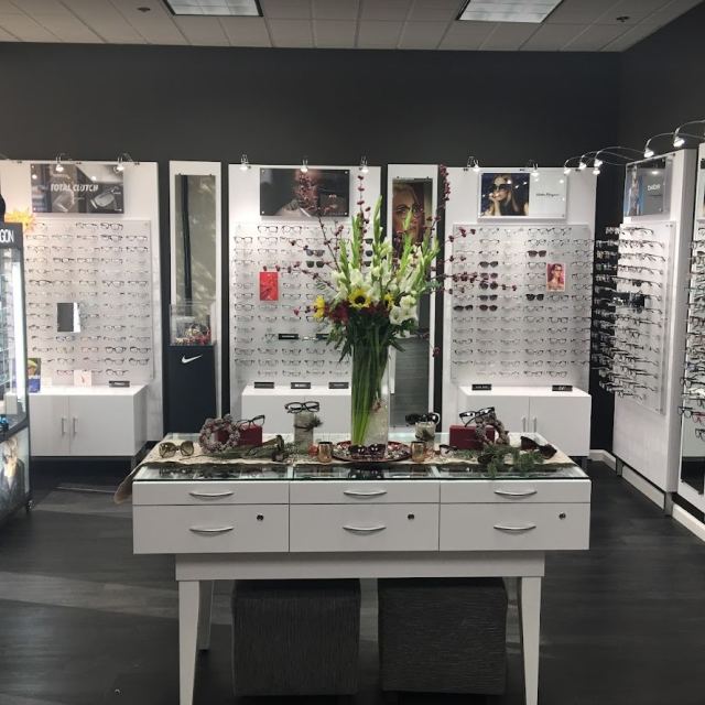 Profesional Eye Examinations photo