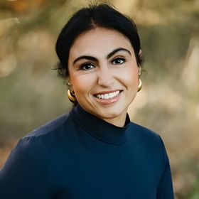 Christina Farag photo