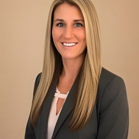 Julia Hellriegel photo